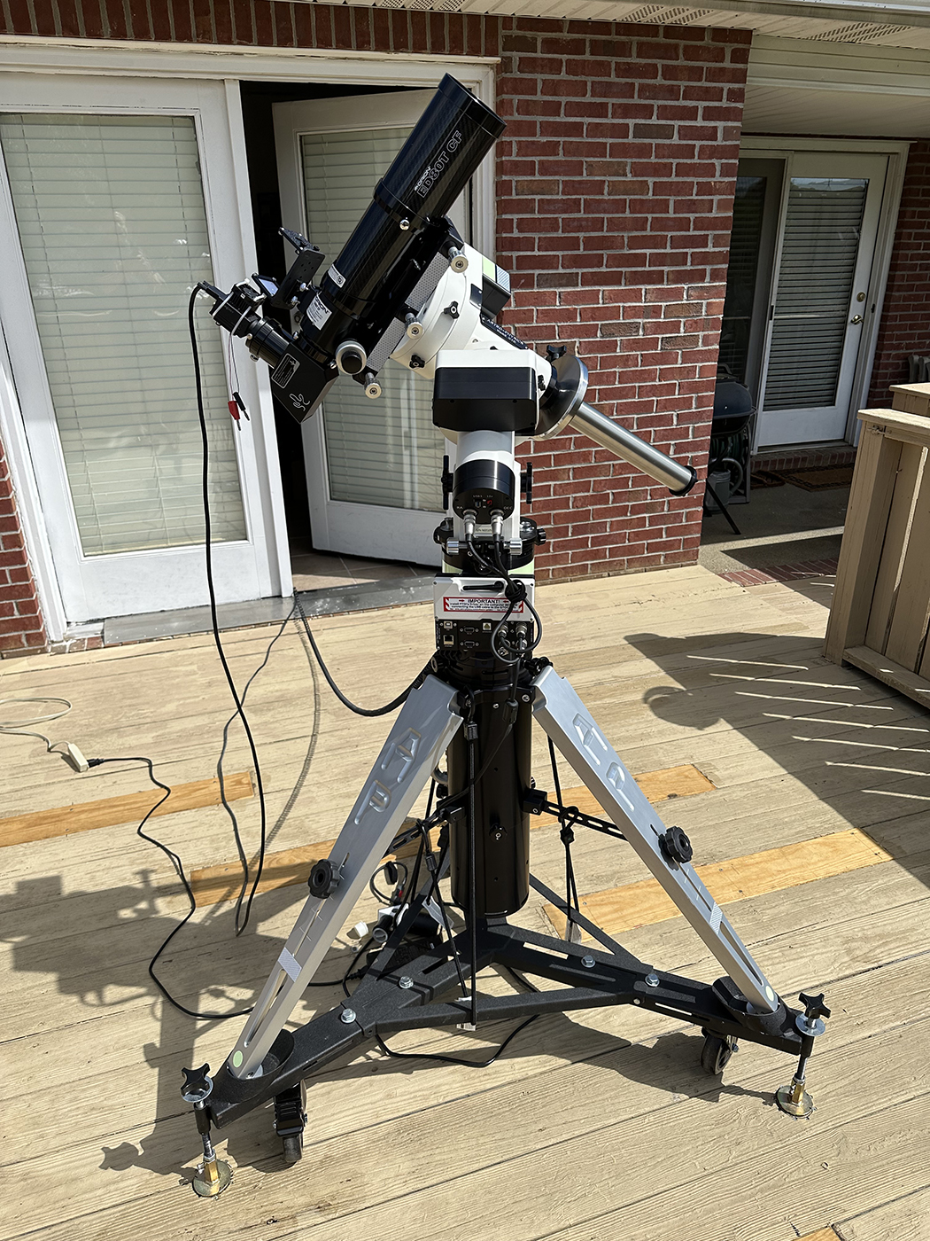 Orion ED80 refractor scope for CaK and white light imaging on my Astro-physics Mach2GTO mount