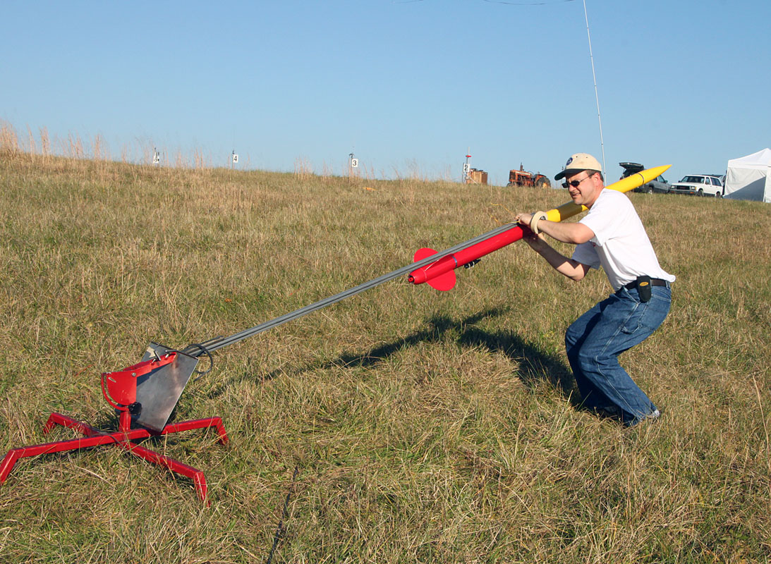 Flight of Giant Leap Elipse with an Aerotech I211W motor 