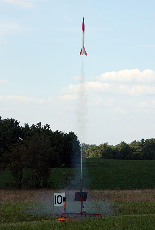 Launch of Mike Borman's Aerotech Initiator on an Aerotech F50  motor, August 17, 2008