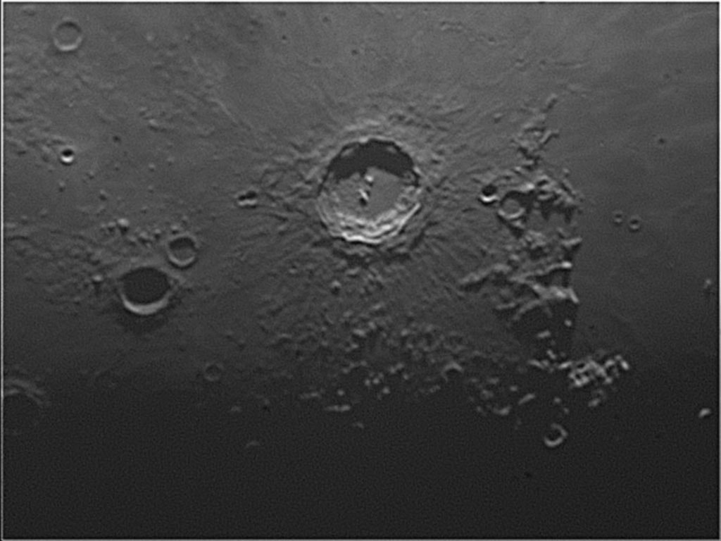 Craters on the Moon 03/05/2009