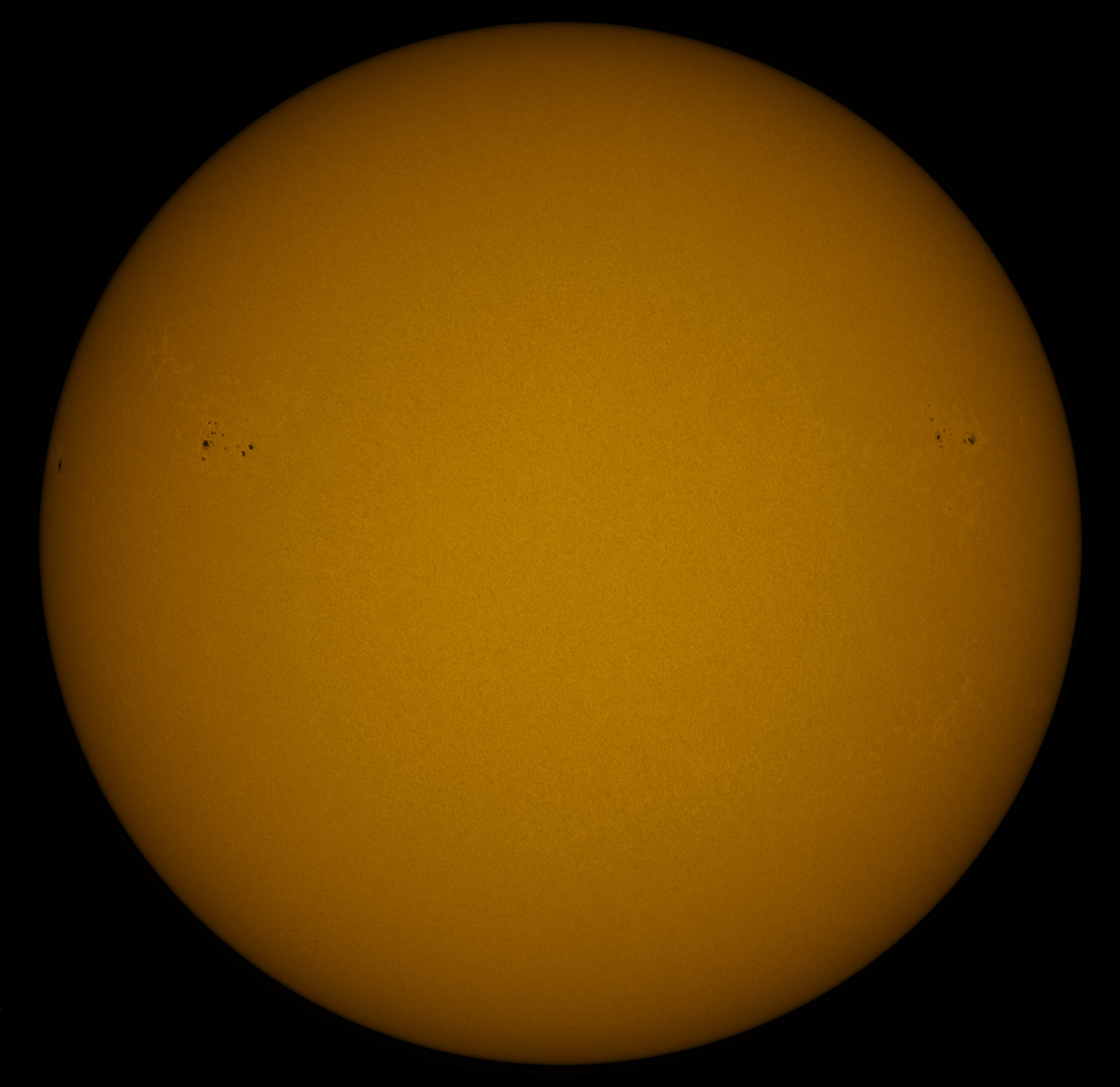 Solar Disk in white light 11/22/2015