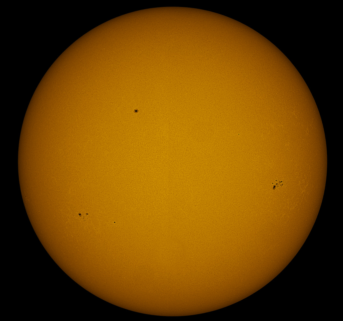 Solar Disk in white light 12/26/2014