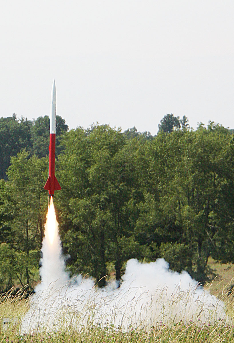 Launch of PML Sudden Rush with an Aerotech I161 motor 