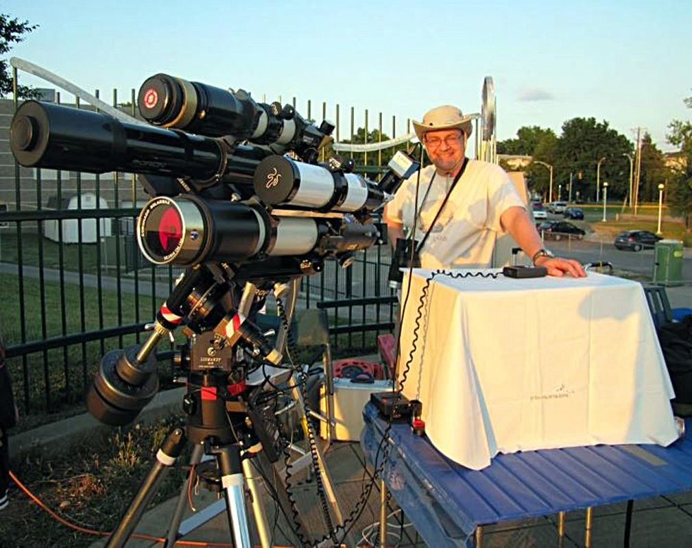 Observing the Venus Transit at the Evansville Museum 06/05/2012