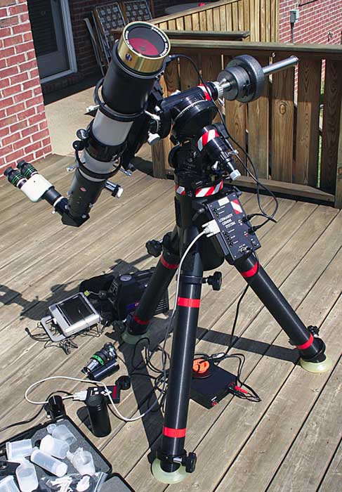 Televue TV102iis Refractor with Coronado Solarmax 90mm h-alpha solar filter, Denkmeier Binoviewer, on Losmandy G11 Mount.