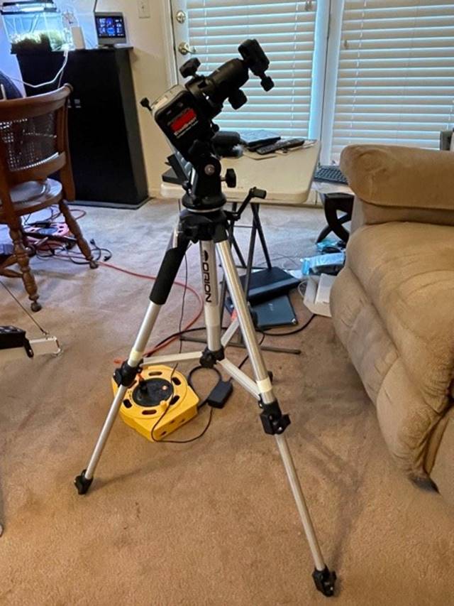 A picture containing indoor

Description automatically generated